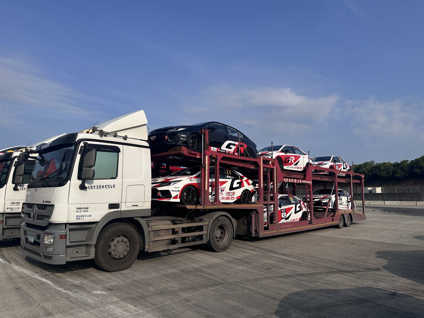 利隆板車滿載 TOYOTA GAZOO Racing Corolla Cup 賽車